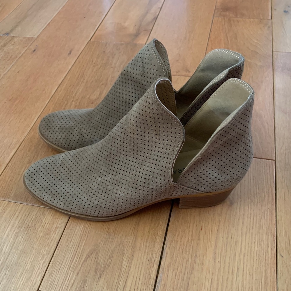 Lucky brand boots bootie